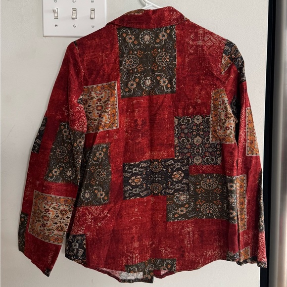 Button Down Top - Picture 4 of 10